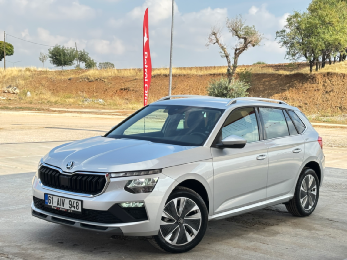 2025 SKODA KAMİQ 1.0 TSİ PREMIUM HATASIZ BOYASIZ 25.000 KM SIFIR  - 3