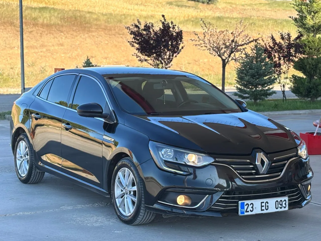 2016 OTOMATİK MEGANE IV 1.5 DCİ TOUCH PLUS MOTOR SIFIR ÇOK TEMİZZ - 2